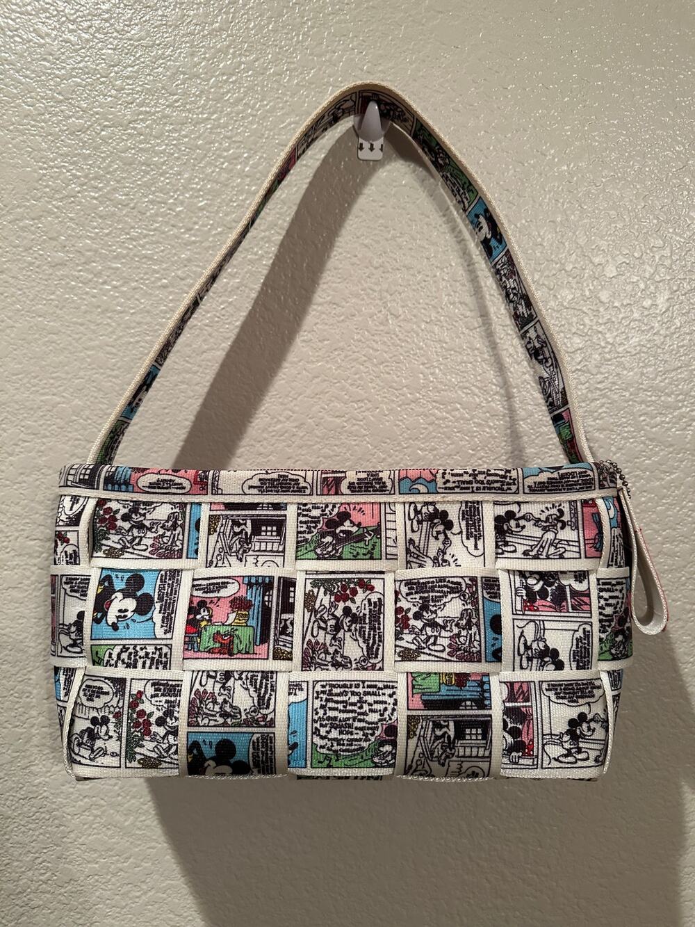 NWOT Disney Couture Harveys Seatbelt Classic Comic Baguette Bag 1st Edition 2008
